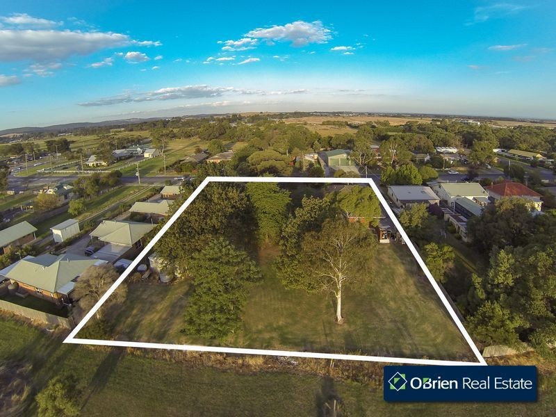 14-16 Station Street, Officer VIC 3809