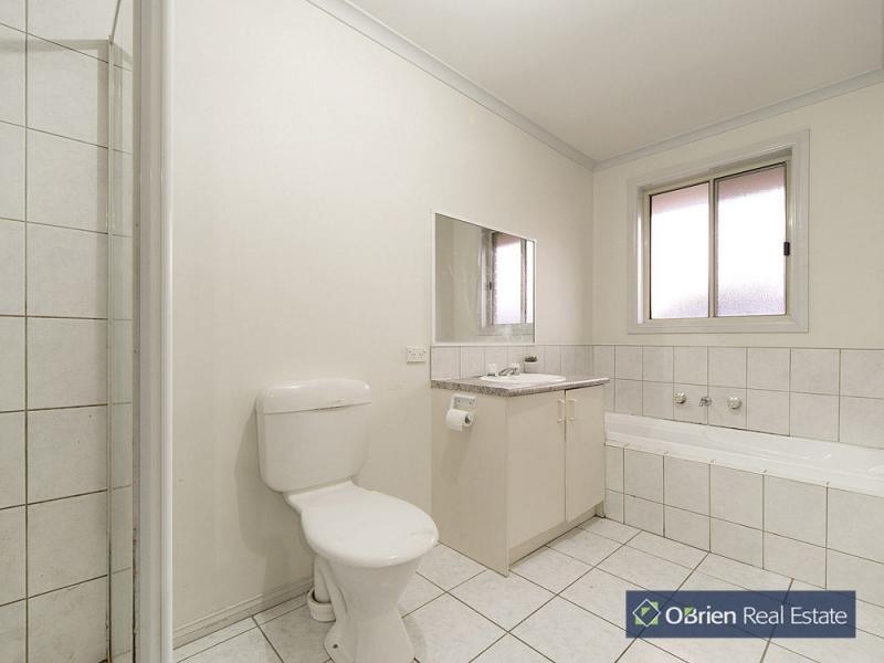 2A Carnation Court, Endeavour Hills VIC 3802