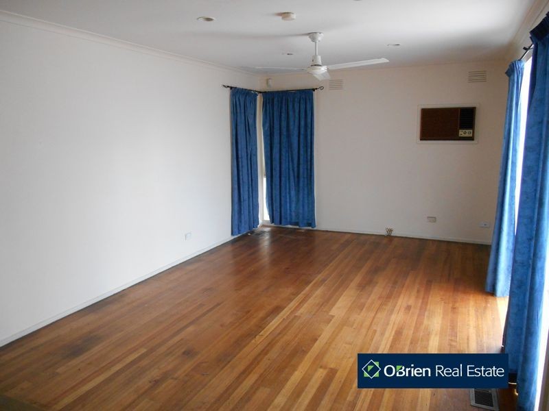 5 Bradley Terrace, Narre Warren VIC 3805