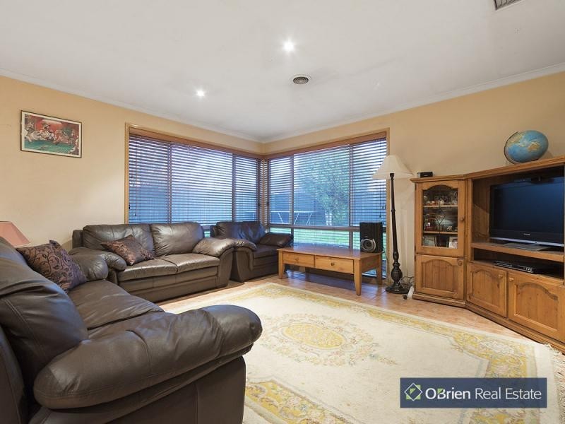 3 Ormiston Place, Narre Warren South VIC 3805