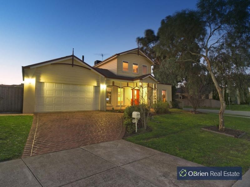 34 Champagne Grove, Narre Warren South VIC 3805