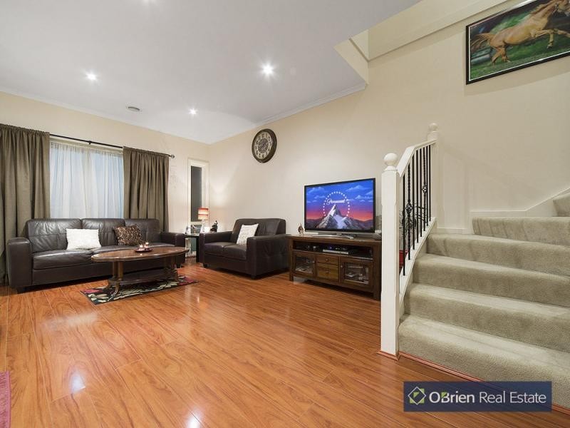 91 Golden Grove Drive, Narre Warren South VIC 3805