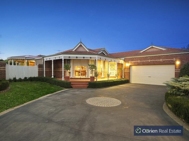 29 Southern Boulevard, Narre Warren South VIC 3805