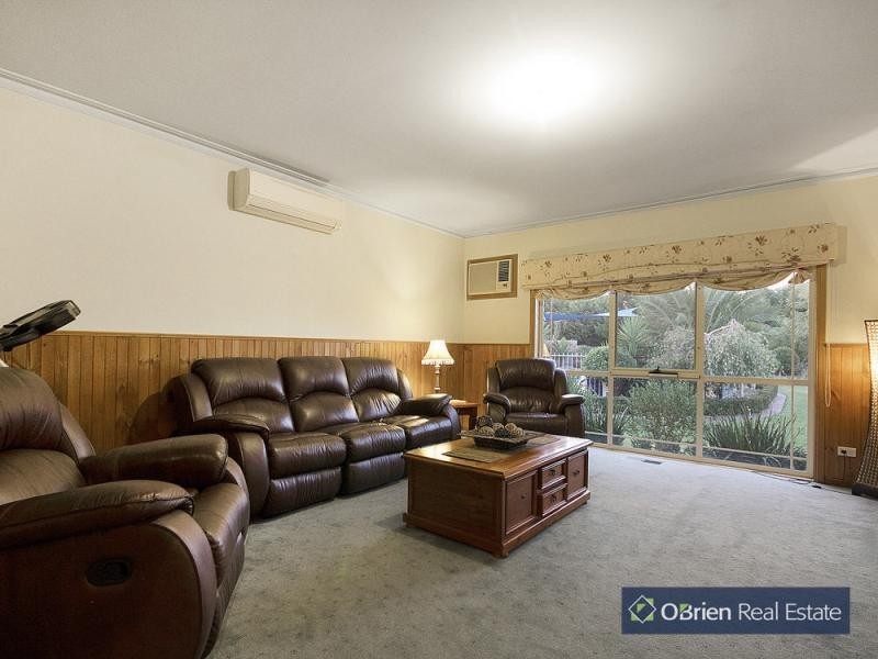 29 Southern Boulevard, Narre Warren South VIC 3805
