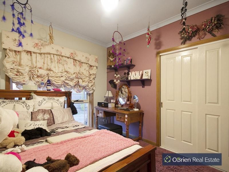 29 Southern Boulevard, Narre Warren South VIC 3805