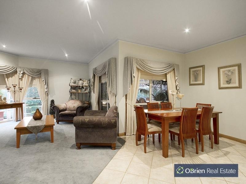 29 Southern Boulevard, Narre Warren South VIC 3805