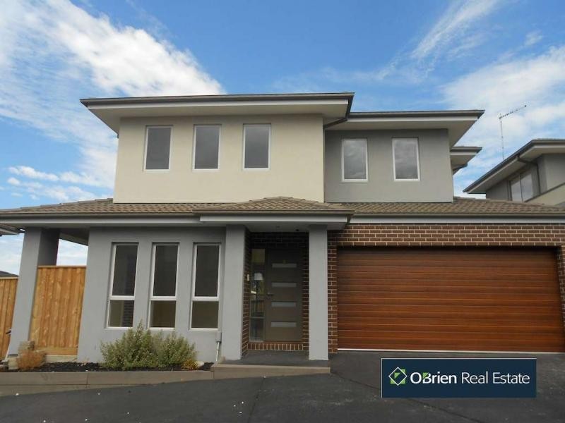 3/6-8 Innes Court, Berwick VIC 3806