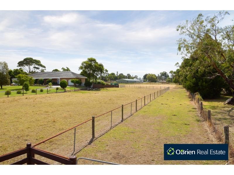 55 Finsbury Road, Devon Meadows VIC 3977