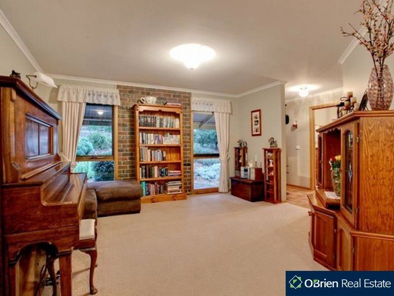 13 Majestic Drive, Emerald VIC 3782