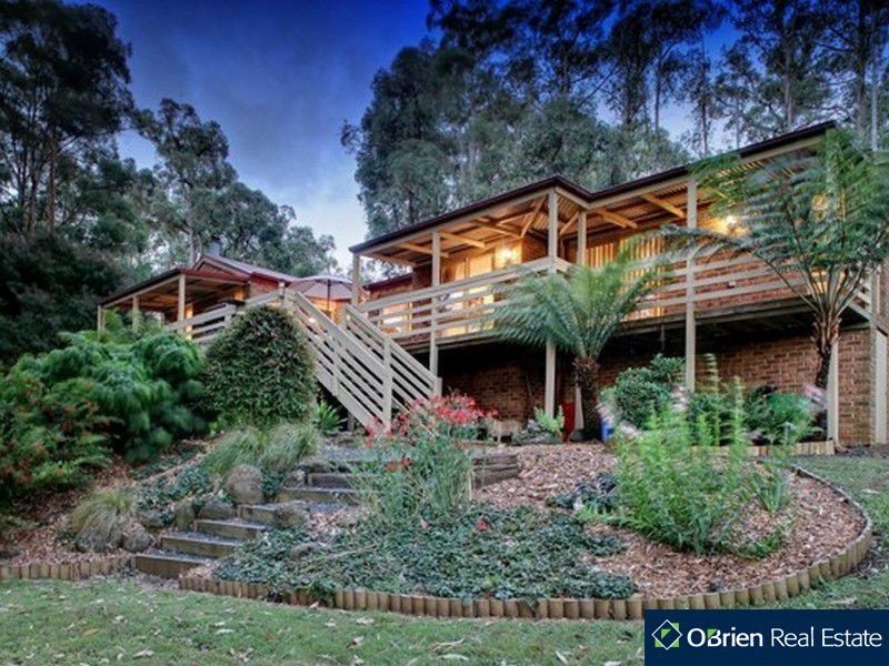 13 Majestic Drive, Emerald VIC 3782