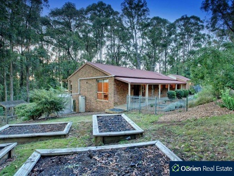 13 Majestic Drive, Emerald VIC 3782