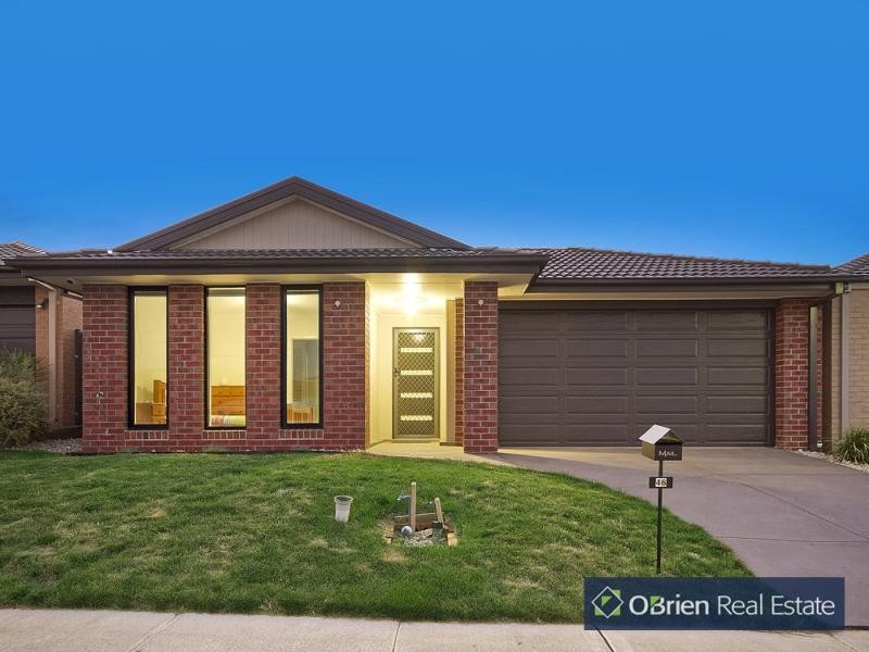 46 Abrus Circuit, Cranbourne North VIC 3977