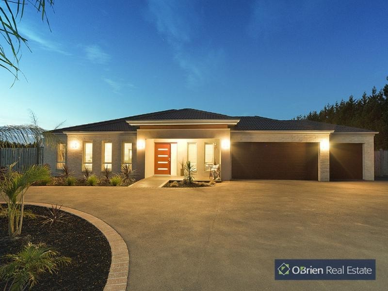 32 Market Lane, Narre Warren South VIC 3805