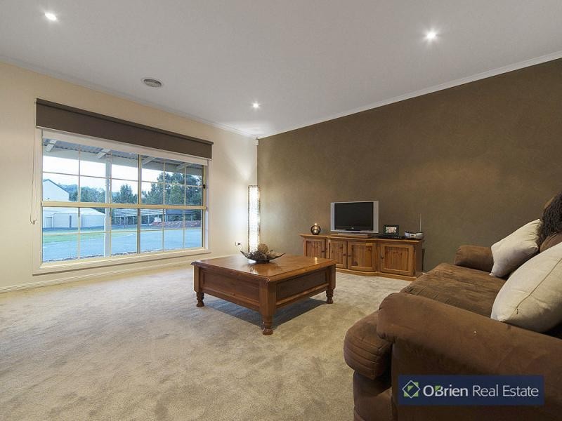 16 Market Lane, Narre Warren South VIC 3805