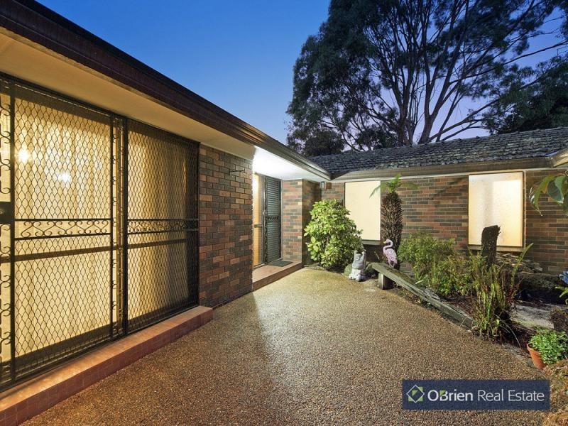 4 Ketnor Street, Cranbourne VIC 3977