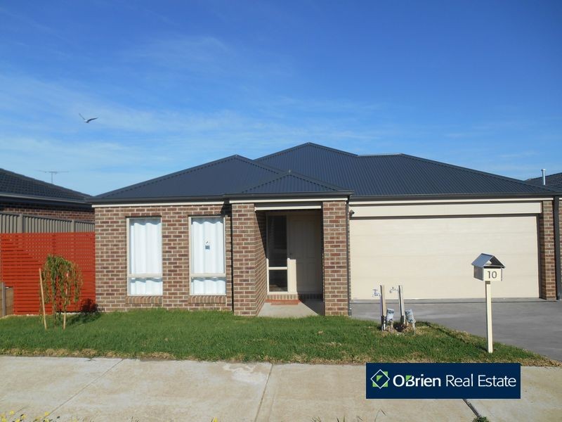 10 Quirk Road, Pakenham VIC 3810