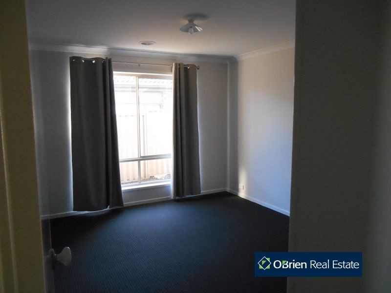 10 Quirk Road, Pakenham VIC 3810