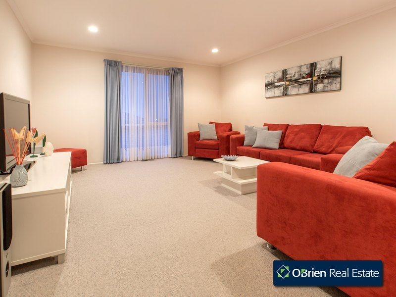 19 Lodge Crescent, Berwick VIC 3806