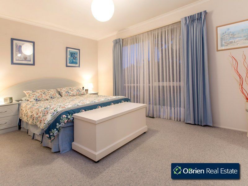 19 Lodge Crescent, Berwick VIC 3806