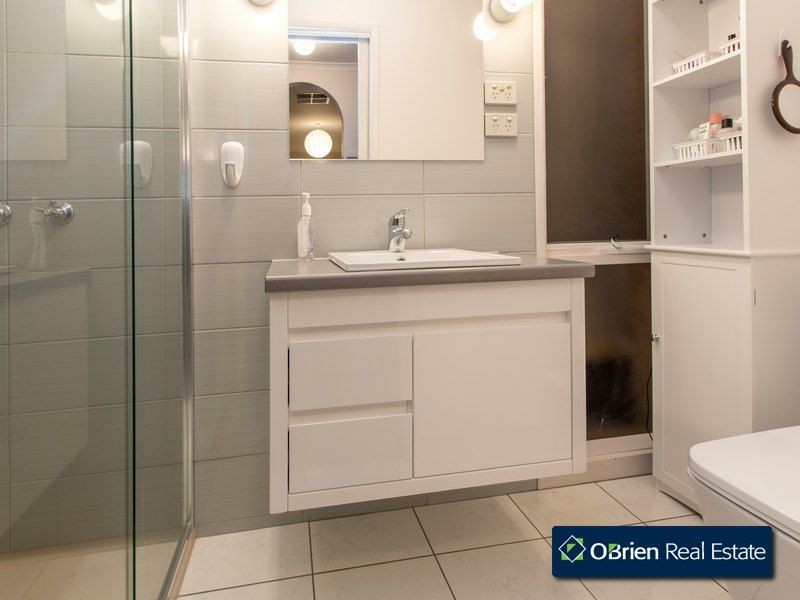 19 Lodge Crescent, Berwick VIC 3806