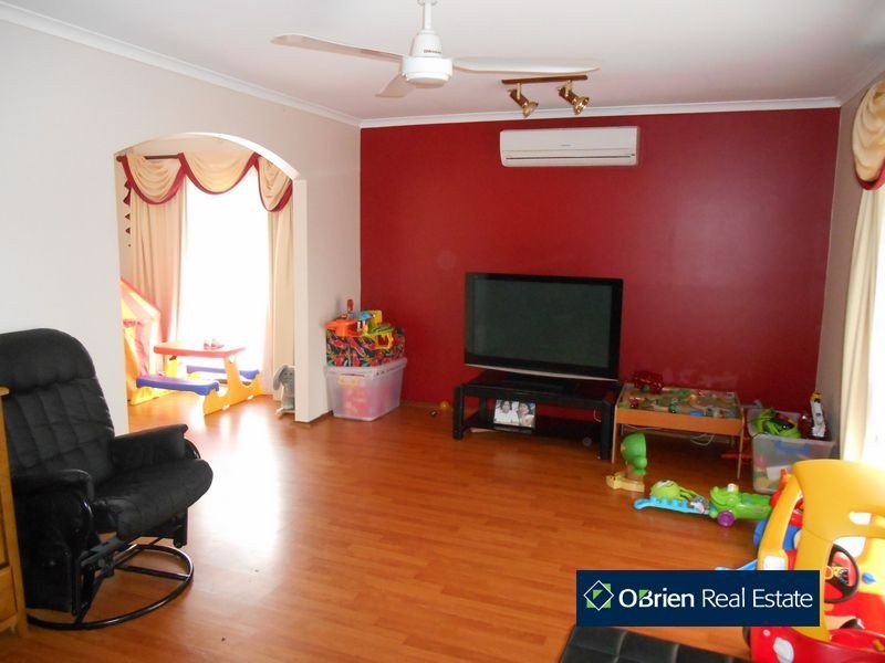 20 Paterson Avenue, Langwarrin VIC 3910