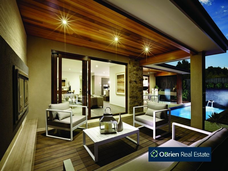 18 Percheron Way, Clyde North VIC 3978