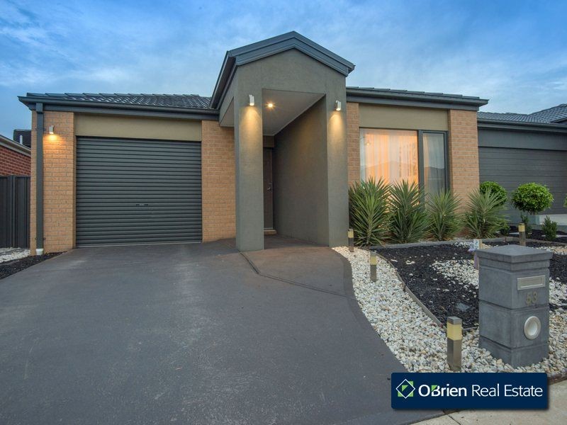 53 Abrus Circuit, Cranbourne North VIC 3977