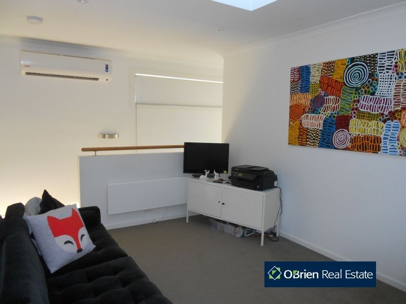 18 Manna Row, Officer VIC 3809