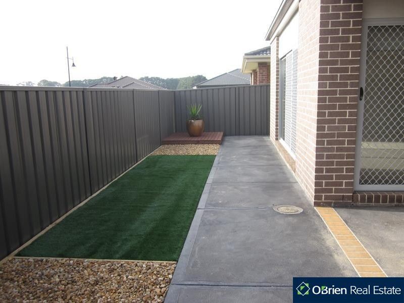 138 Alisma Boulevard, Cranbourne North VIC 3977