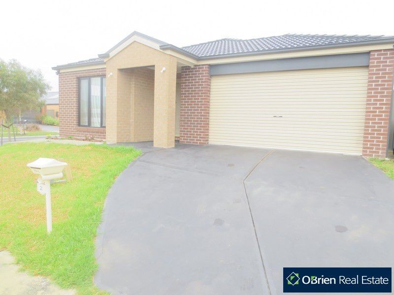 2 Tarwin Place, Cranbourne East VIC 3977