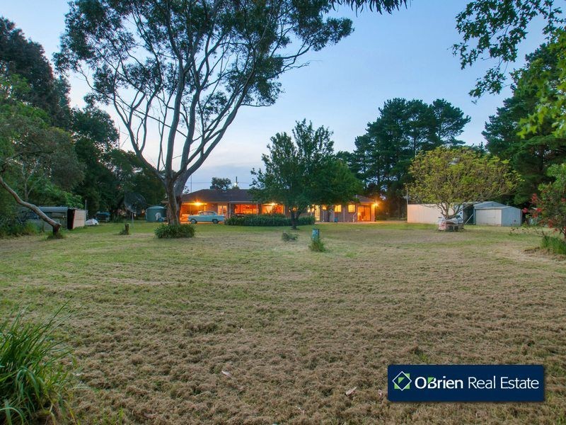10 Mayfield Road, Cranbourne East VIC 3977
