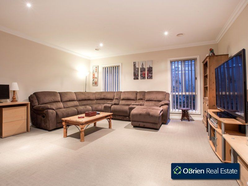 12 Gladys Court, Berwick VIC 3806