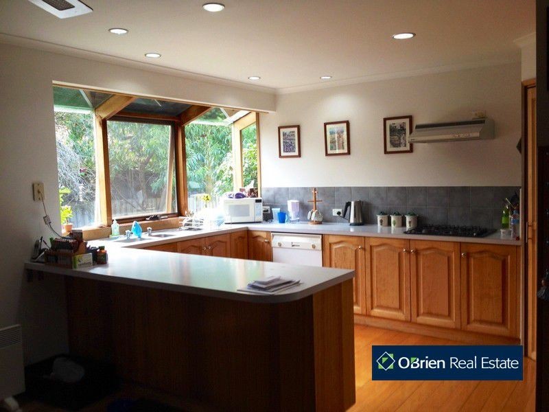 24 Ellwood Drive, Pearcedale VIC 3912