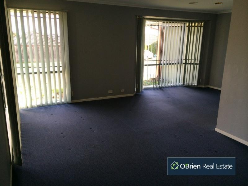 2 Lighthorse Crescent, Narre Warren South VIC 3805