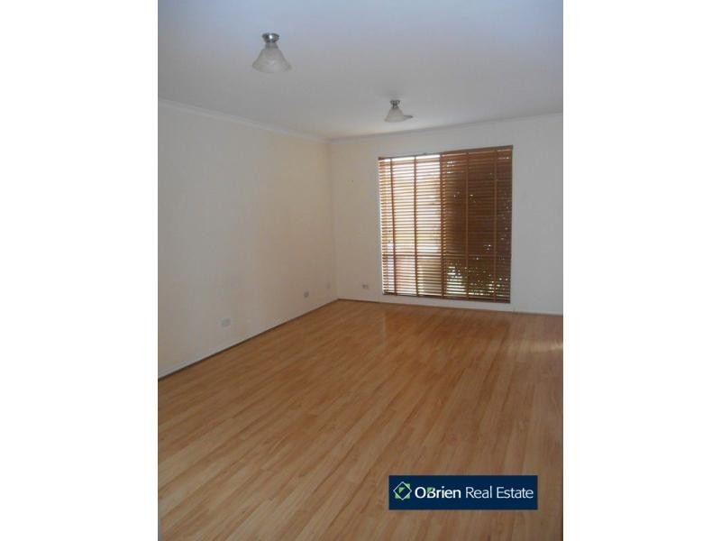 63 Raisell Road, Cranbourne West VIC 3977