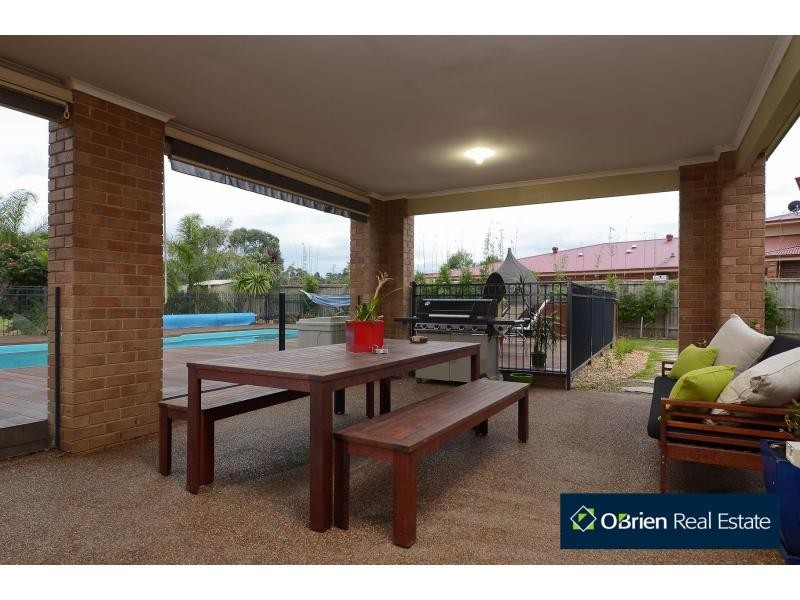 7 Foxborough Glade, Narre Warren North VIC 3804
