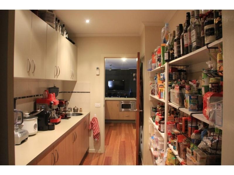 9 Green Valley Drive, Drouin VIC 3818