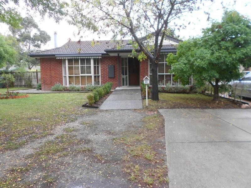 24 Bangalay Place, Berwick VIC 3806