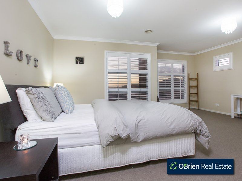 21 Barak Avenue, Berwick VIC 3806