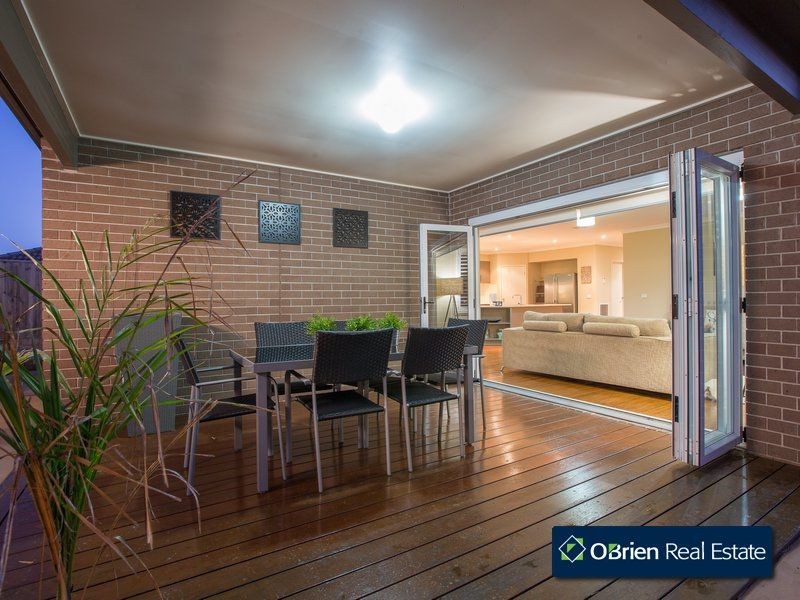 21 Barak Avenue, Berwick VIC 3806