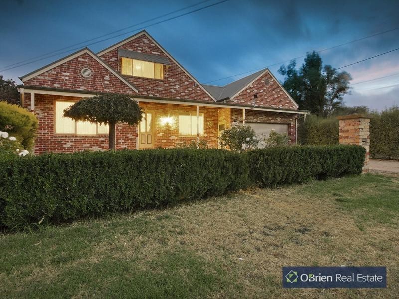 34-36 Jennifer Street, Junction Village VIC 3977