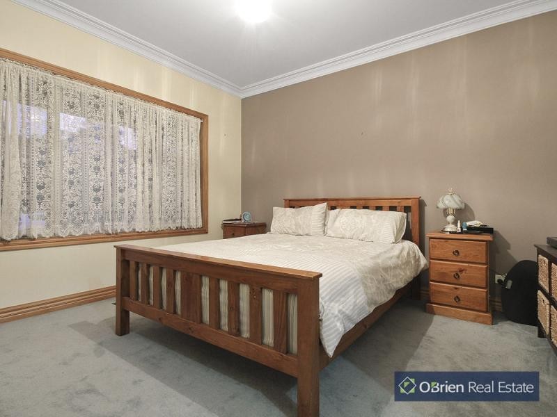 34-36 Jennifer Street, Junction Village VIC 3977