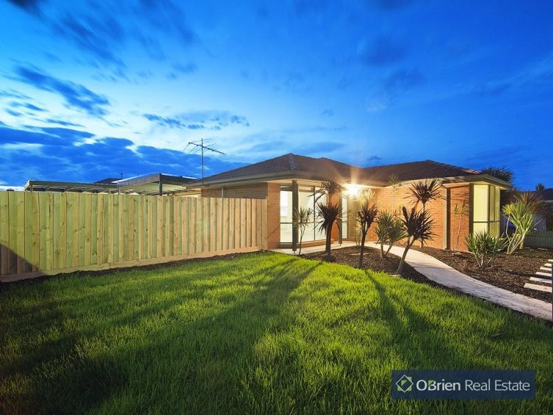 1 Talma Place, Cranbourne West VIC 3977