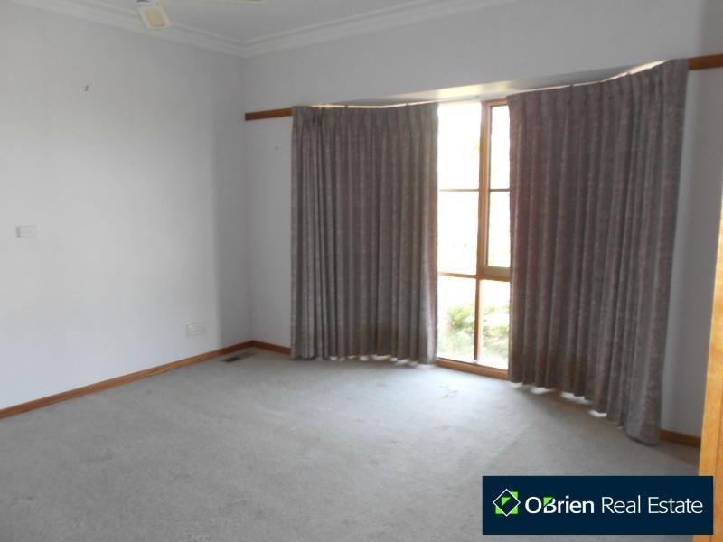 71 Sandfield Drive, Carrum Downs VIC 3201