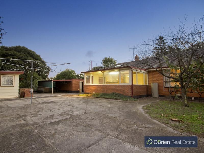 1995 South Gippsland Highway, Clyde VIC 3978