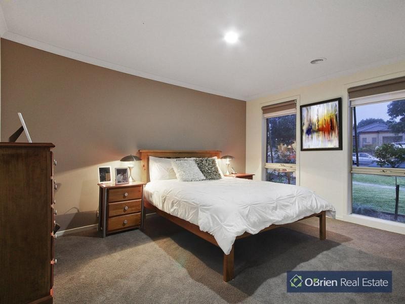 28 Everlasting Boulevard, Cranbourne VIC 3977