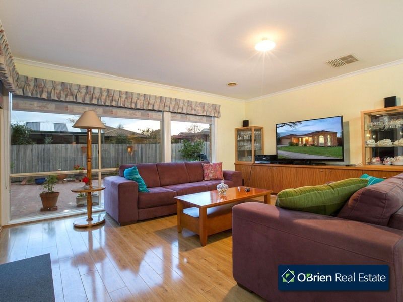 18 Dunraven Court, Narre Warren VIC 3805