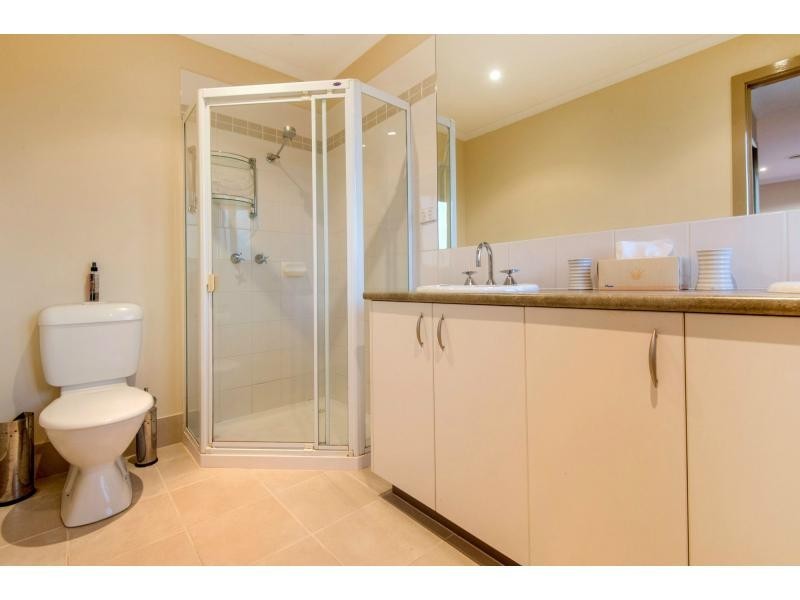 37 Boronia Avenue, Cranbourne VIC 3977