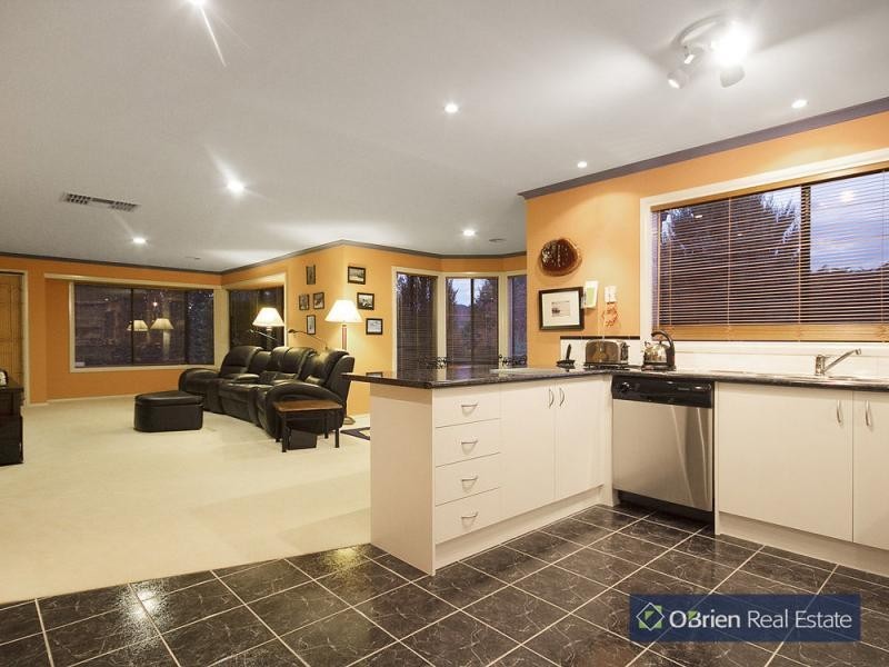 25 Orchid Street, Narre Warren South VIC 3805