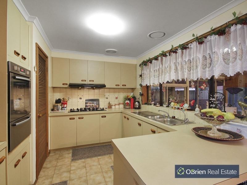 119 Shetland Street, Endeavour Hills VIC 3802